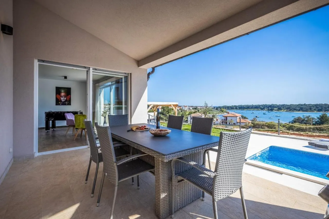 Villa Neo Medulin 0*,  Croatia